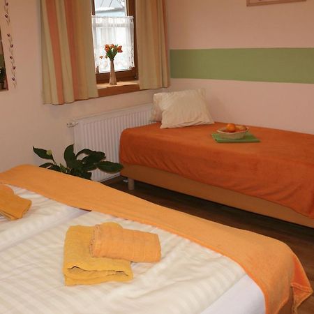 Pension Goeschlberger Mondsee Exterior photo