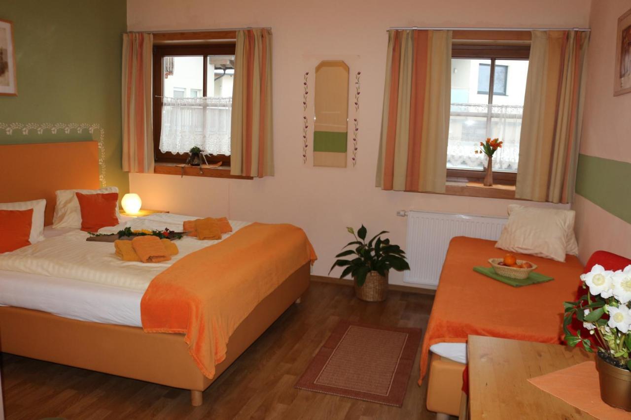 Pension Goeschlberger Mondsee Exterior photo