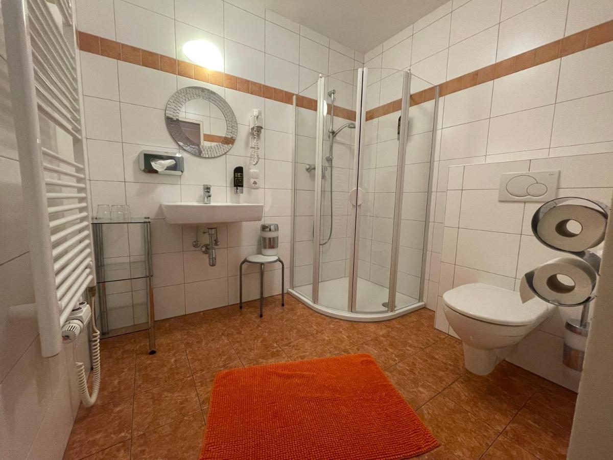 Pension Goeschlberger Mondsee Exterior photo